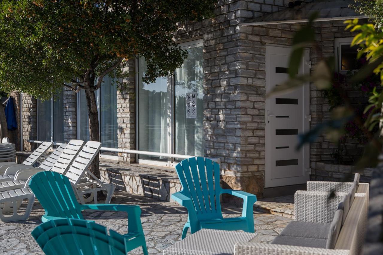 Resort Haus Toma Cesarica Eksteriør bilde