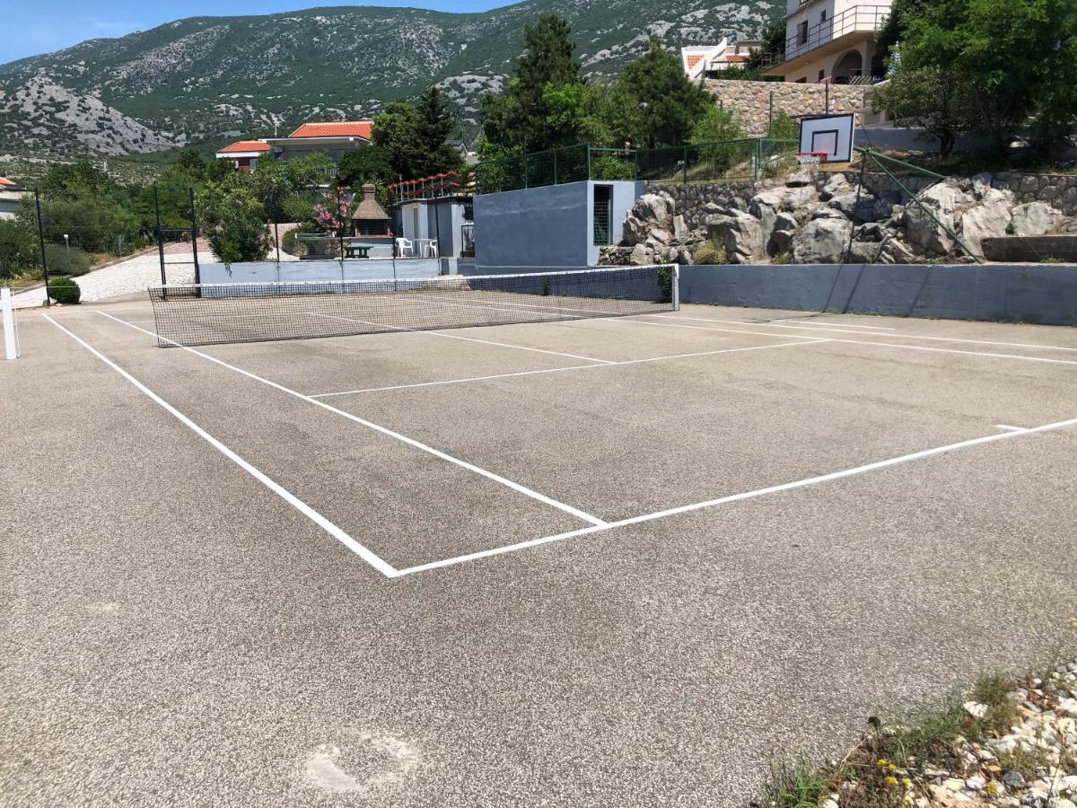 Resort Haus Toma Cesarica Eksteriør bilde