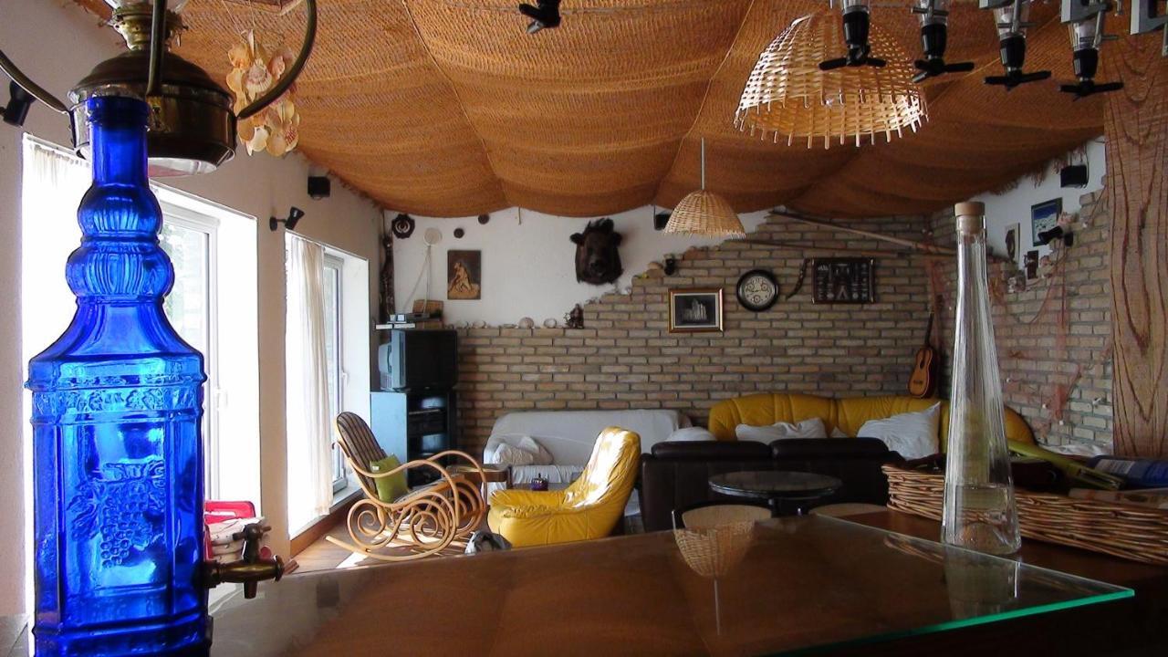 Resort Haus Toma Cesarica Eksteriør bilde