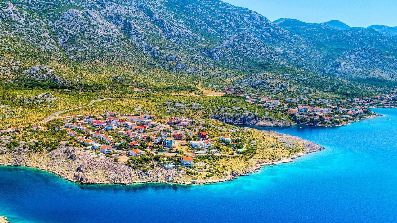 Resort Haus Toma Cesarica Eksteriør bilde